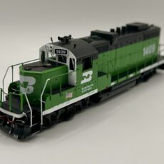 Burlington Northern GP10 conversion kit w/class lights-HO scale LWP-110